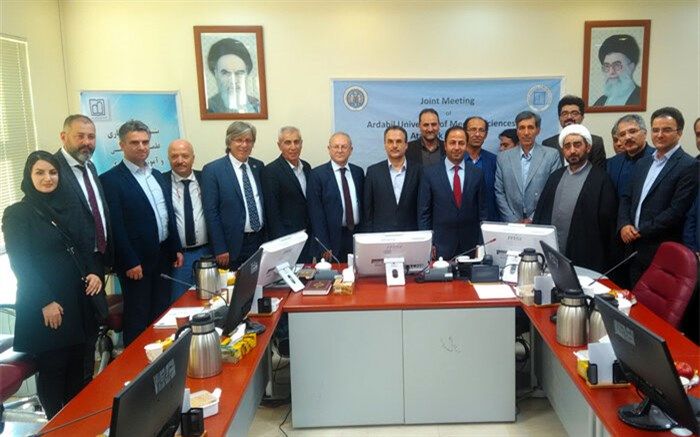 امضای تفاهم نامه افزایش همکاریهای بین علمی دانشگاه علوم پزشکی اردبیل و دانشگاه آتاتورک ترکیه