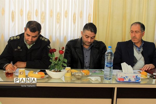 جلسه کارگروه بیست و یکمین مانور سراسری زلزله و ایمنی