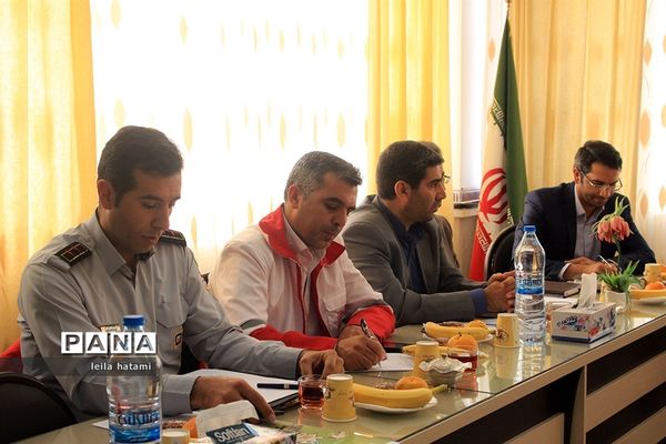 جلسه کارگروه بیست و یکمین مانور سراسری زلزله و ایمنی