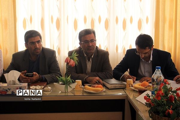 جلسه کارگروه بیست و یکمین مانور سراسری زلزله و ایمنی