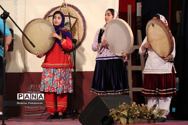 تجلیل از استاد خوشرو به مناسبت هفته مازندران