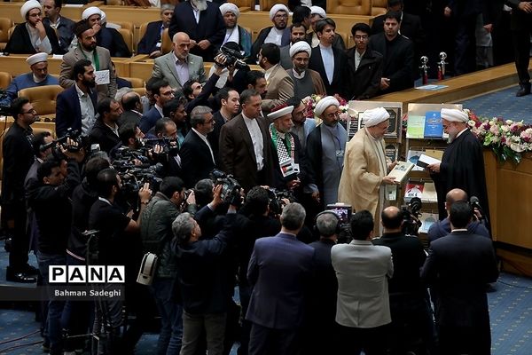 افتتاح کنفرانس بین‌المللی وحدت اسلامی با حضور رئیس‌جمهوری