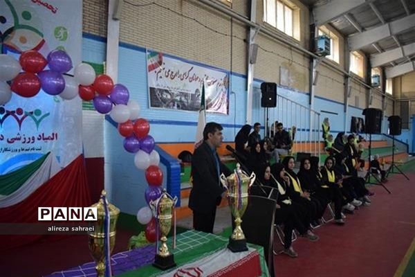 برگزاری آیین افتتاحیه المپیاد درون مدرسه‌ای به صورت قطبی در مجموعه ورزشی غدیر شهرستان اردکان