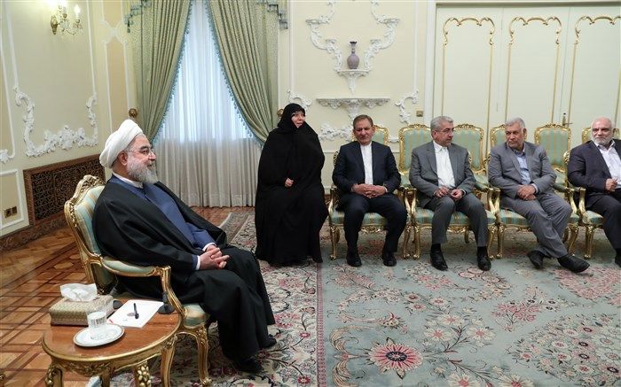 روحانی:   افزایش نرخ بنزین به نفع مردم و برای کمک به اقشار تحت فشار جامعه است
