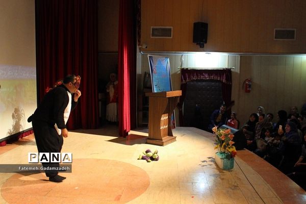 جُنگ شادی کودکان و نوجوانان شهرستان اسلامشهر