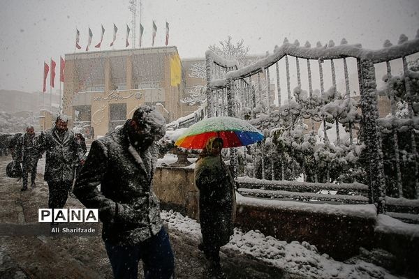 بارش برف پاییزی در تهران