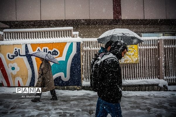 بارش برف پاییزی در تهران