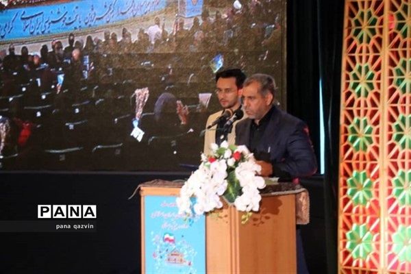 حضور وزیر آموزش و پرورش در  همایش ملی هویت کودکان ایران اسلامی