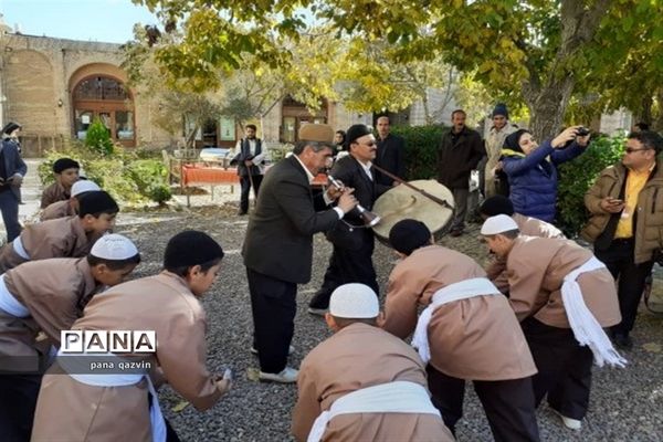 حضور وزیر آموزش و پرورش در  همایش ملی هویت کودکان ایران اسلامی