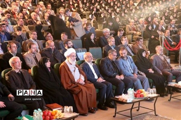 حضور وزیر آموزش و پرورش در  همایش ملی هویت کودکان ایران اسلامی