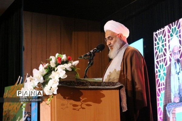 حضور وزیر آموزش و پرورش در  همایش ملی هویت کودکان ایران اسلامی