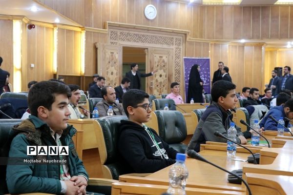 افتتاحیه سومین دوره مسابقات هم‌خوانی قرآن کریم و مدیحه سرایی دانش‌آموزان پسر سراسر کشور در مشهد مقدس