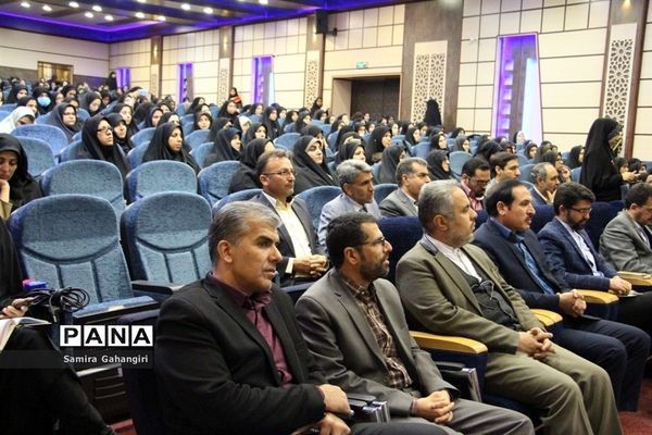 همایش دختران آفتاب درسالن قلم چی بیرجند