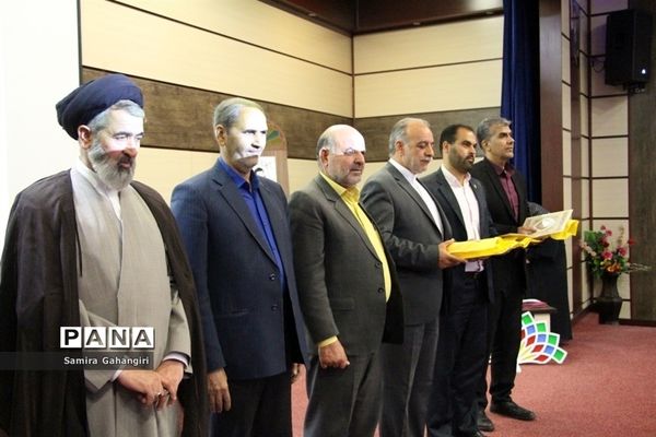 همایش دختران آفتاب درسالن قلم چی بیرجند