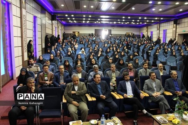 همایش دختران آفتاب درسالن قلم چی بیرجند