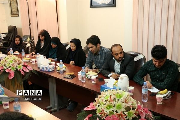 نشست خبری مدیرکل نهادکتابخانه‌های عمومی استان خوزستان