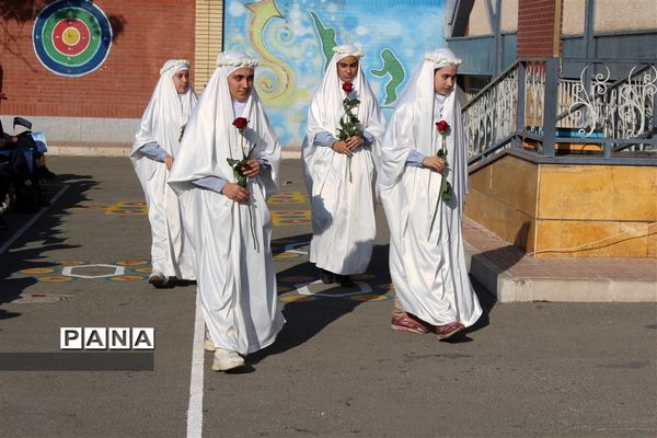 آیین متمرکزششمین دوره المپیادورزشی درون مدرسه‌ای در استان  البرز