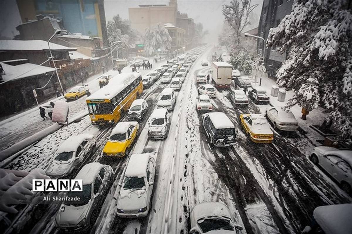 آمادگی شرکت واحد اتوبوسرانی تهران در پی بارش احتمالی برف