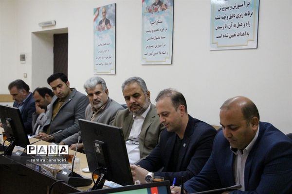 جلسه برنامه‌ریزی و هماهنگی  بیست و یکمین مانور سراسری زلزله و ایمنی درمدارس