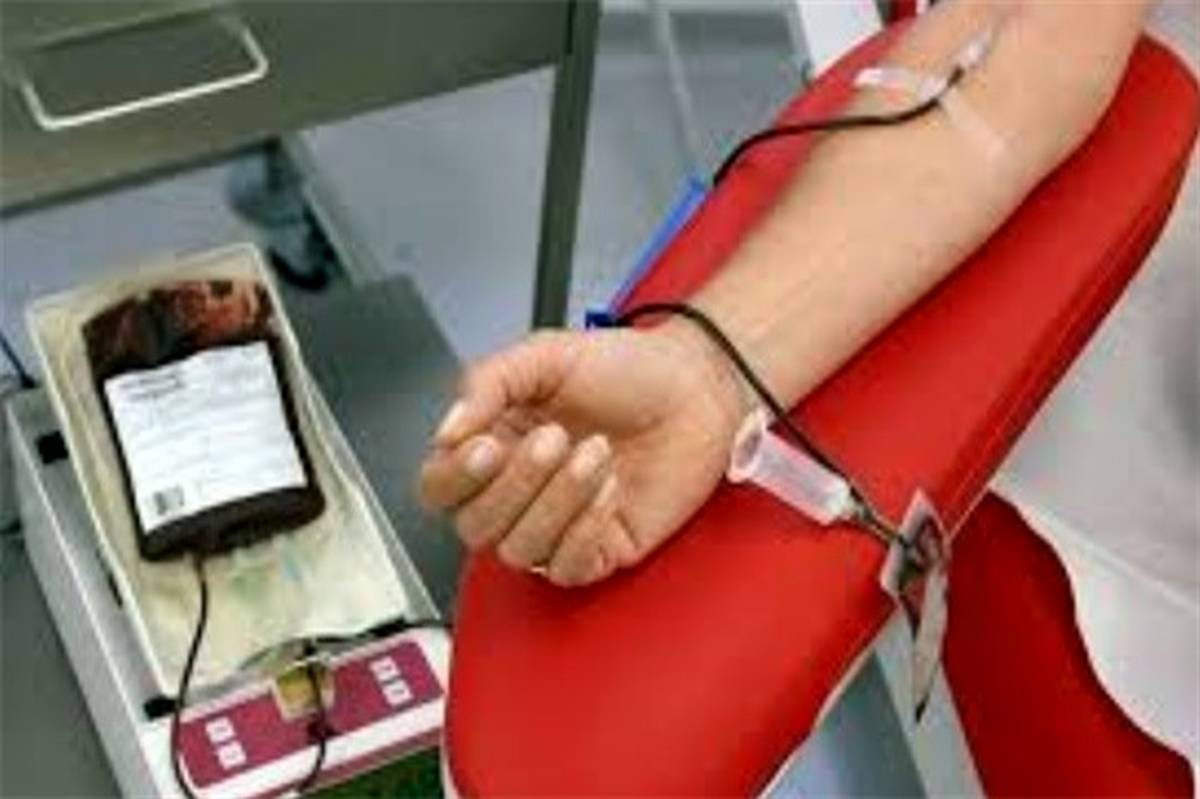 کارکنان جهاد کشاورزی یزد با اهدای خون به کمک بیماران شتافتند