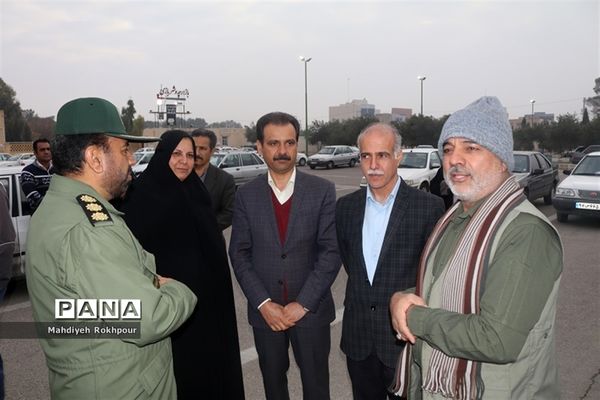 اعزام دانش آموزان دختر یزدی  به اردوی راهیان نور