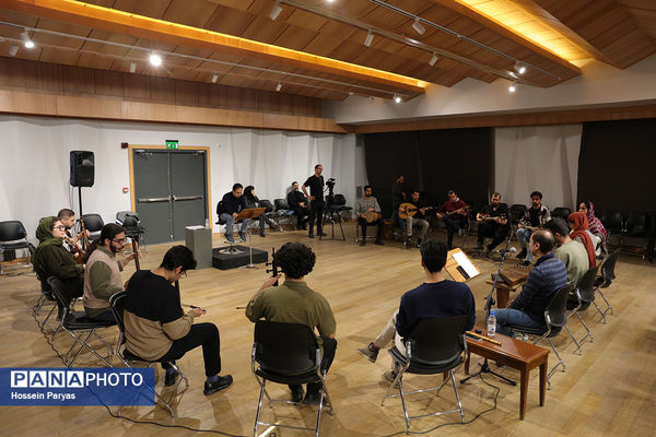 تمرین ارکستر سازهای ایرانی با عنوان «راهی بزن»