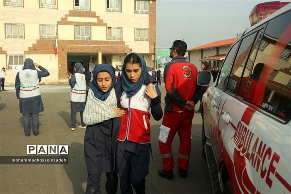 برگزاری مانور سراسری زلزله و ایمنی در مدارس گیلان