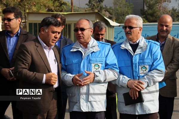 بیست و یکمین مانور سراسری زلزله در دبیرستان راه زینب سمنان
