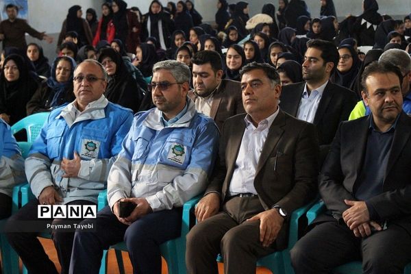 بیست و یکمین مانور سراسری زلزله در دبیرستان راه زینب سمنان