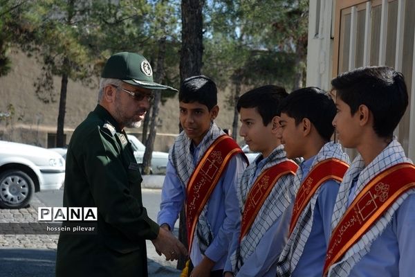 جشن میلاد شهید مهدی صبور در دبیرستان شهید نواب صفوی