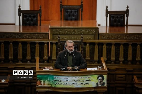 نشست خبری «رئیس مجلس شورای اسلامی»