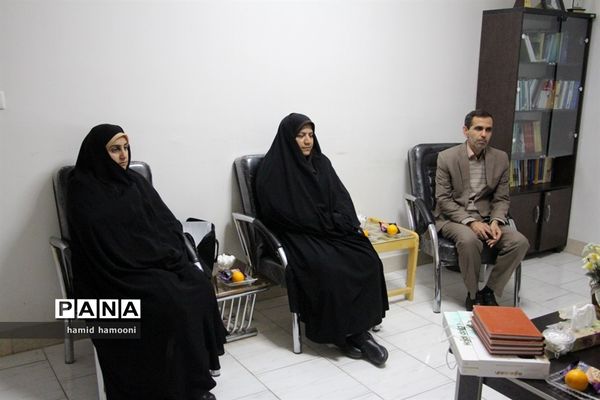 دیدار صمیمی مدیرسازمان دانش آموزی استان با  مسئول سازمان بسیج دانش آموزی