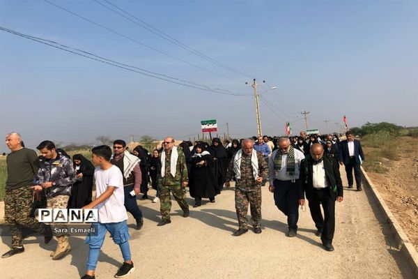 سفر راهیان نور دانش‌آموزان محمودآباد