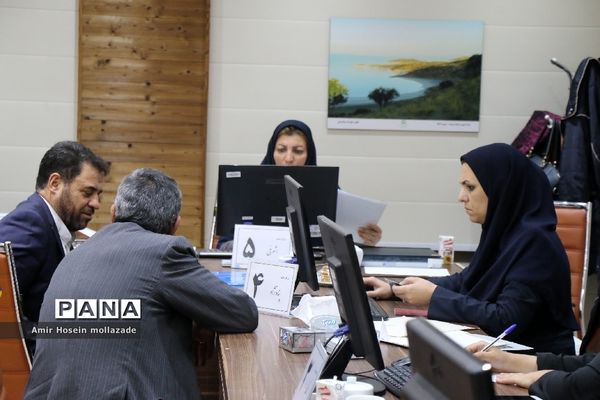 روز دوم  ثبت نام نامزدهای نمایندگی مجلس یازدهم شورای اسلامی در ارومیه