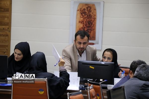 روز دوم  ثبت نام نامزدهای نمایندگی مجلس یازدهم شورای اسلامی در ارومیه
