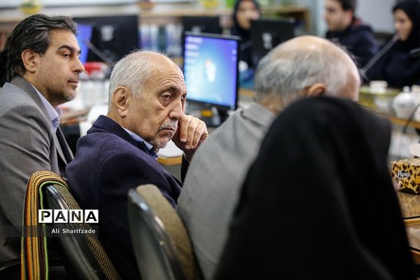آیین رونمایی از آثار و مکتوبات آموزشی، کمک آموزشی و توانبخشی