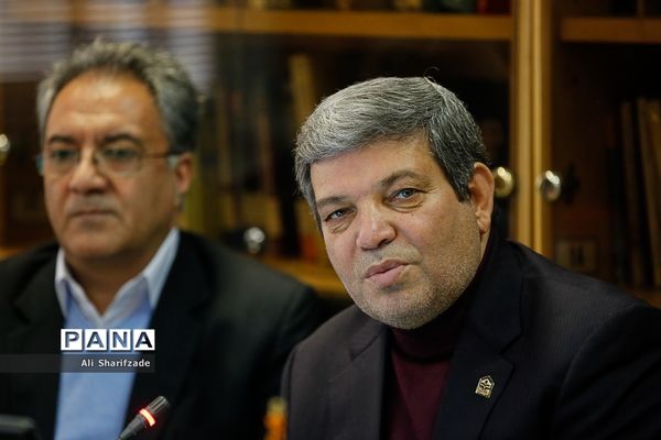 آیین رونمایی از آثار و مکتوبات آموزشی، کمک آموزشی و توانبخشی