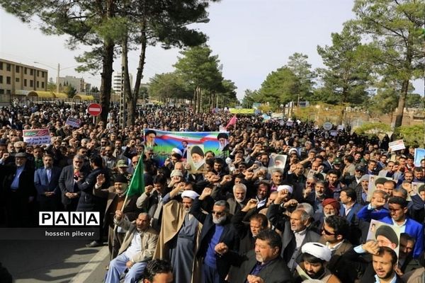 راهپیمایی لبیک به مقام معظم رهبری و حمایت از اقتدار و امنیت کشور دربیرجند