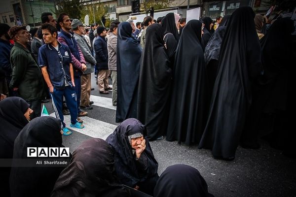 اجتماع مردم تهران در پی اعتراض به حوادث اخیر