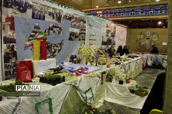 نمایشگاه دستاوردهای چهل ساله بسیج در قائمشهر