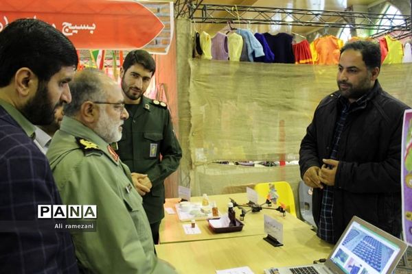نمایشگاه دستاوردهای چهل ساله بسیج در قائمشهر