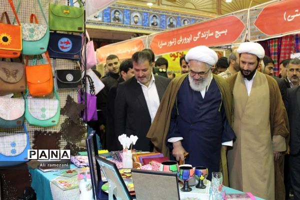 نمایشگاه دستاوردهای چهل ساله بسیج در قائمشهر