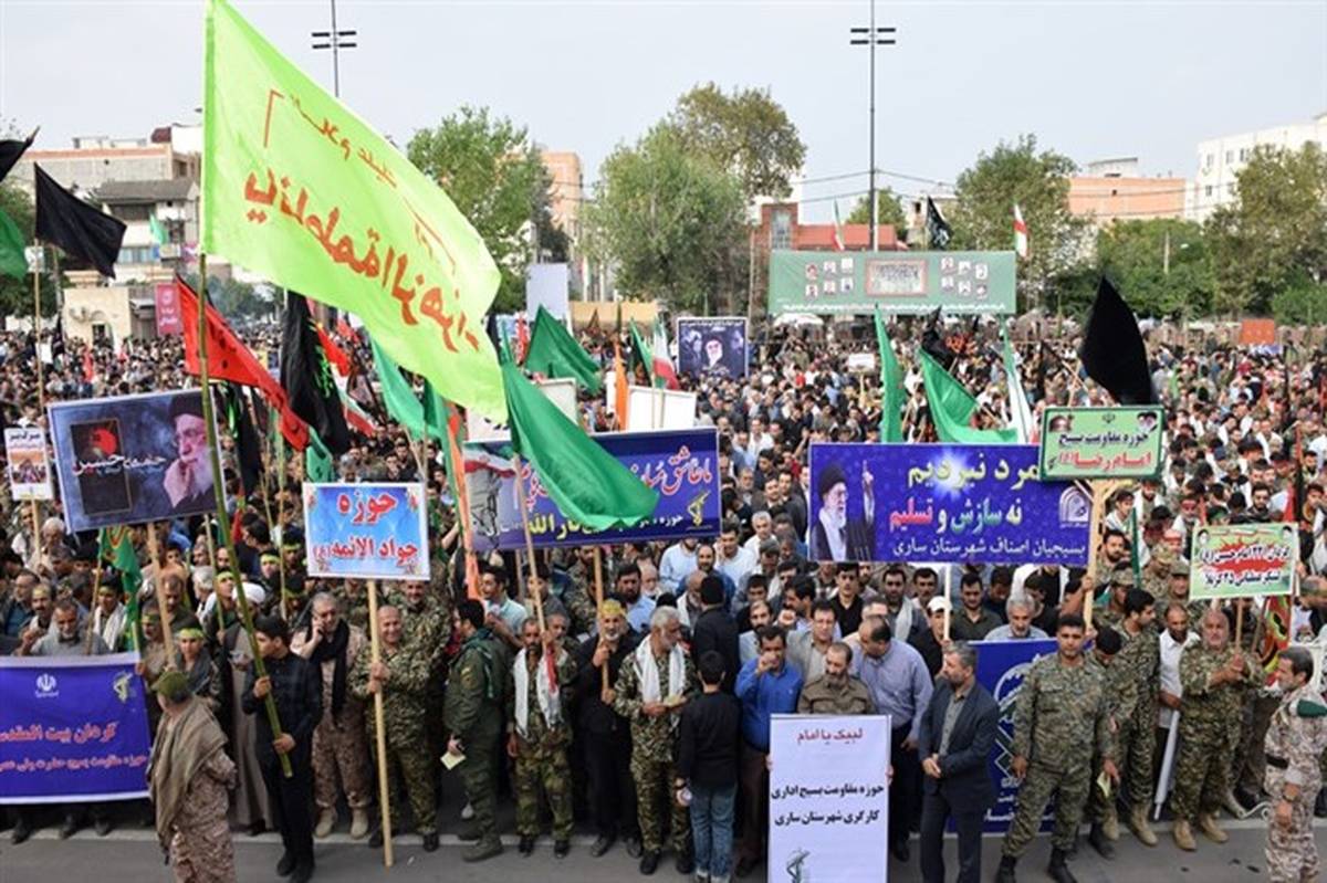 اجتماع ۱۰ هزار نفری بسیجیان مازندران در ساری برگزار شد