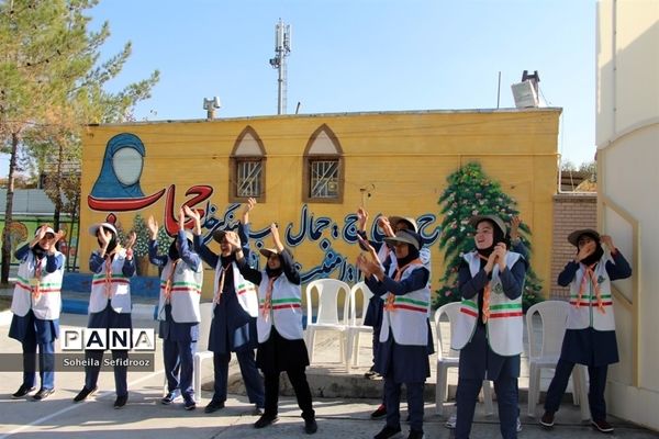 افتتاحیه ششمین دوره المپیاد ورزشی درون مدرسه‌ای در دبیرستان فخرالزمان قریب