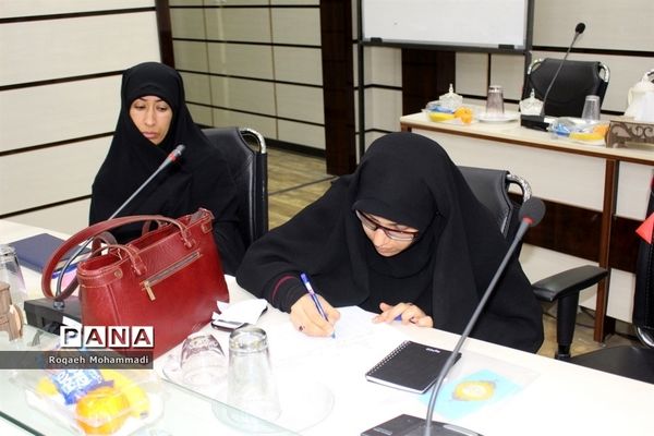 دوره آموزشی نهضت ملی حفظ قرآن کریم در آموزش و پرورش استان بوشهر