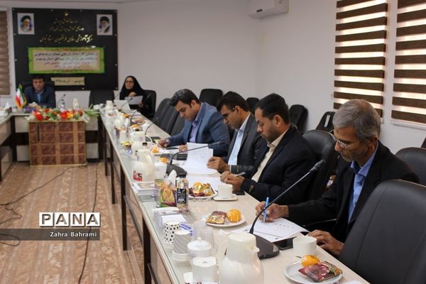 گردهمایی کارشناسان ارزیابی و عملکرد و پاسخگویی به شکایات شهرستان‌ها و مناطق استان بوشهر