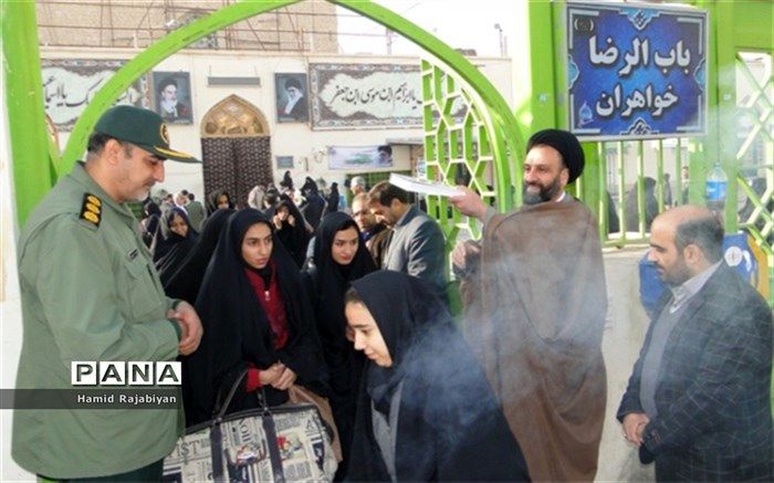 دختران دانش آموزشهرستان برخوار راهی راهیان نور شدند
