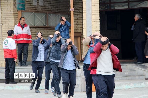 بیست و یکمین مانور سراسری زلزله در ارومیه
