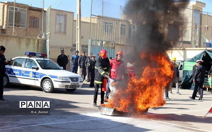 برگزاری مانور زلزله در سروستان