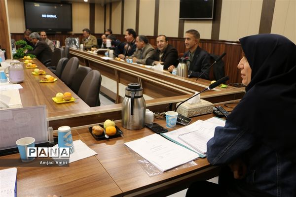 نشست مدیران دبیرستان‌های دوره اول آموزش و پرورش ناحیه یک ری